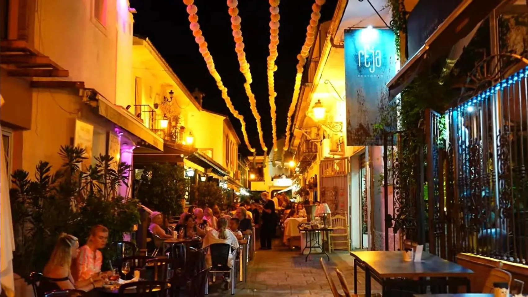 Le Petit Palais Apartment Benahavis Spain